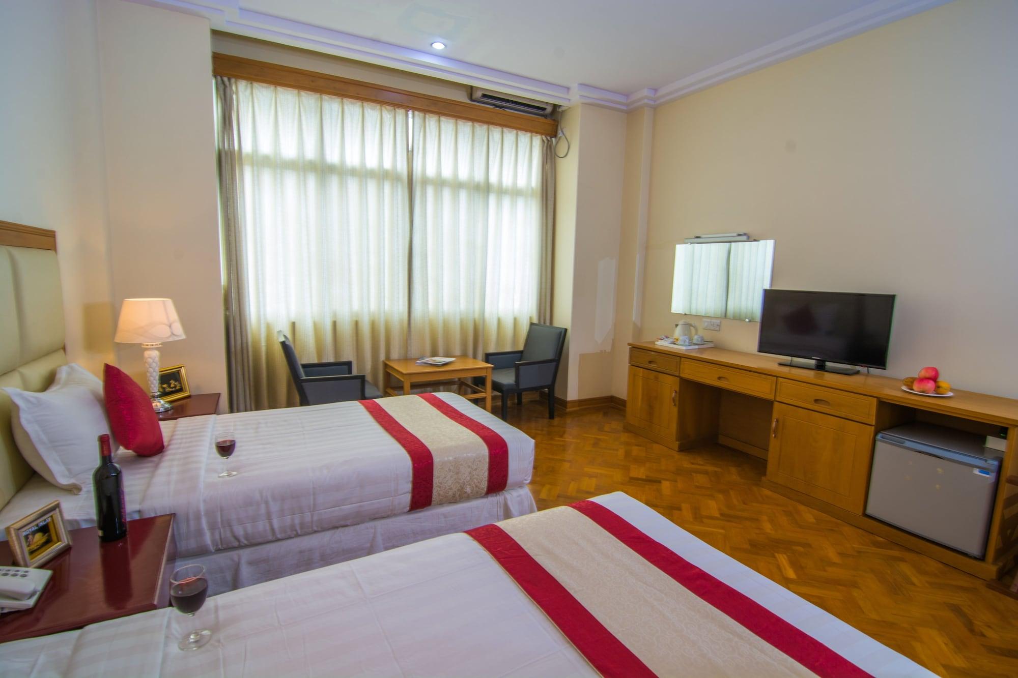 Royal Inlay Hotel Nyaung Shwe Dış mekan fotoğraf