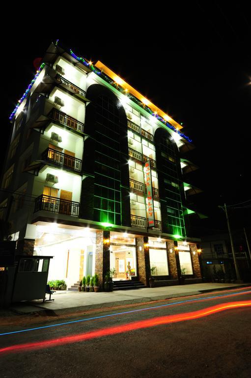 Royal Inlay Hotel Nyaung Shwe Dış mekan fotoğraf
