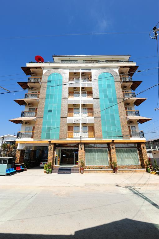 Royal Inlay Hotel Nyaung Shwe Dış mekan fotoğraf