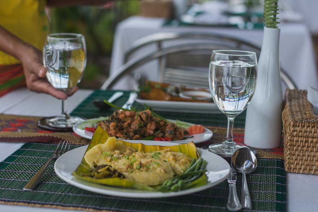 Royal Inlay Hotel Nyaung Shwe Dış mekan fotoğraf