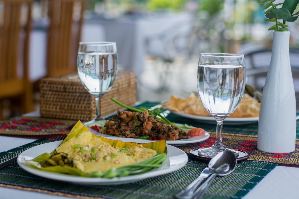 Royal Inlay Hotel Nyaung Shwe Dış mekan fotoğraf