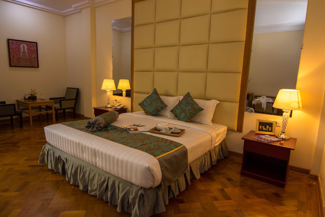 Royal Inlay Hotel Nyaung Shwe Dış mekan fotoğraf